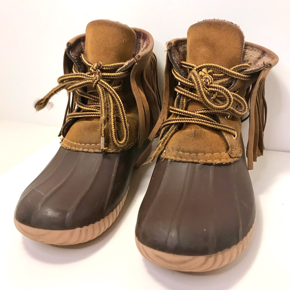 Henry Ferrera Collection Kids Duck Boots with Fringe in brown size 13.